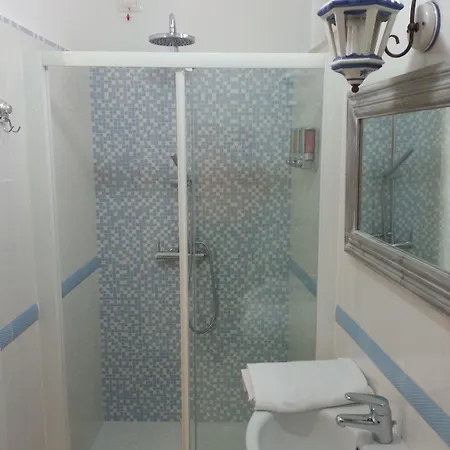 Fortino Oda ve Kahvaltı 3*